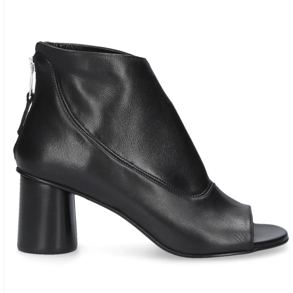 Cordani Balero Black Leather Peep Toe Zip Ankle Boots Women's Size 39 US 8.5-9
